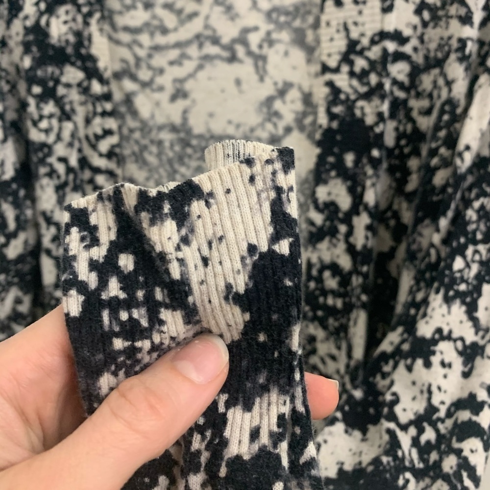 Cardigan - Picture 5 of 7